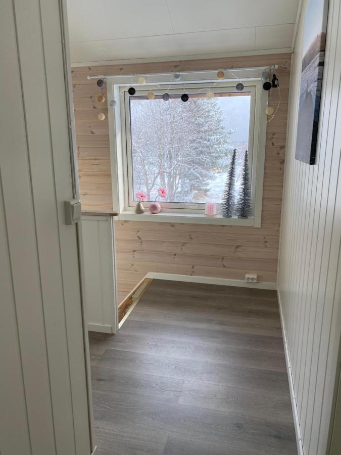 Villa In The Heart Of The Lyngen Alps, Holmen I Lyngen Lyngseidet Esterno foto