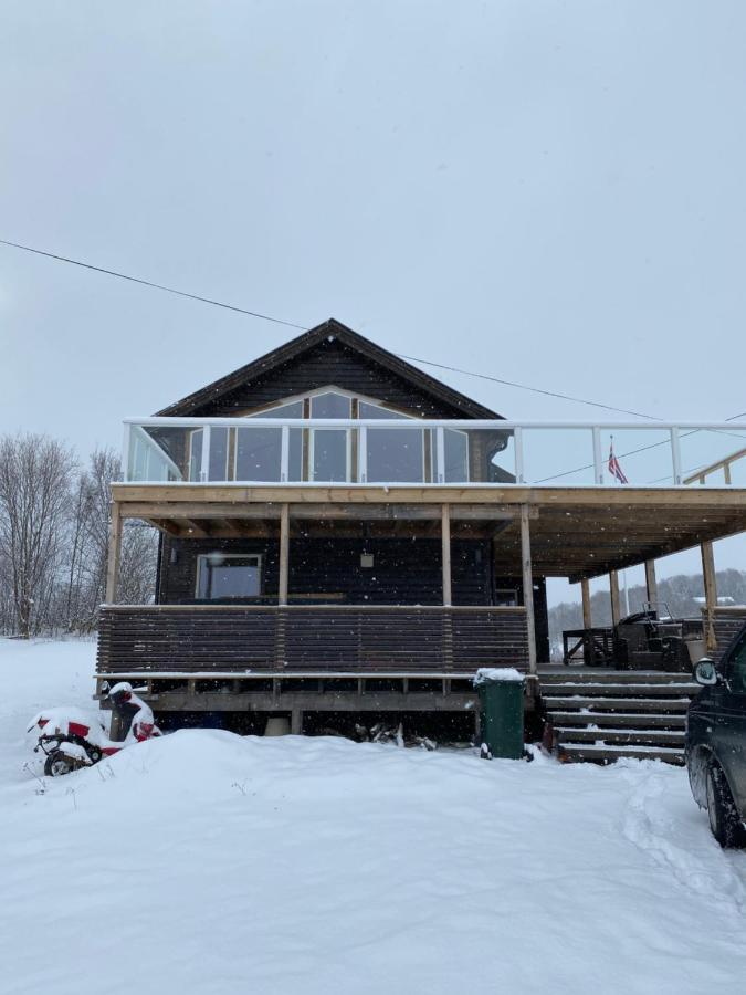 Villa In The Heart Of The Lyngen Alps, Holmen I Lyngen Lyngseidet Esterno foto